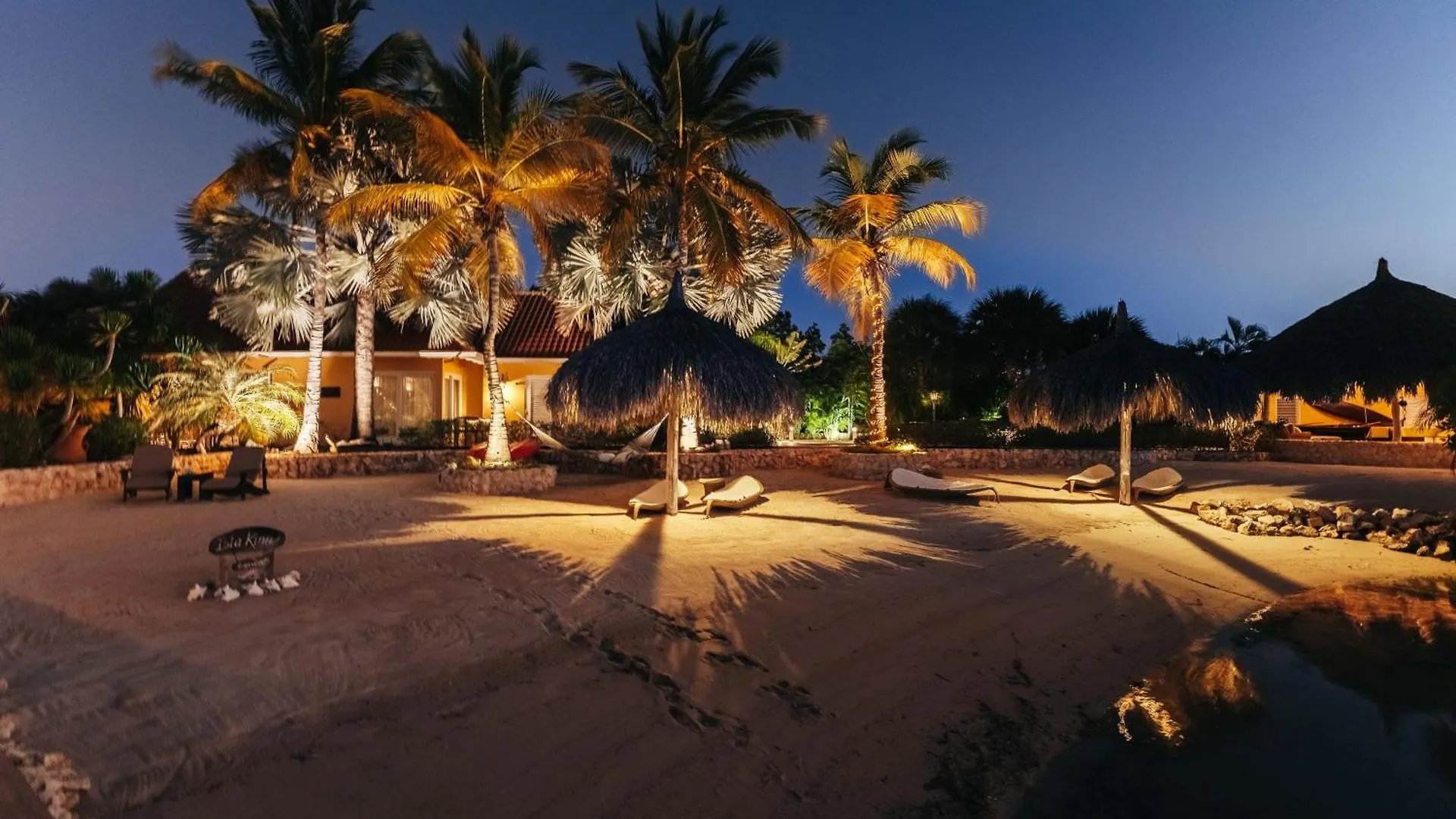 Private Island Isla Kiniw By Bocobay Villa Willemstad